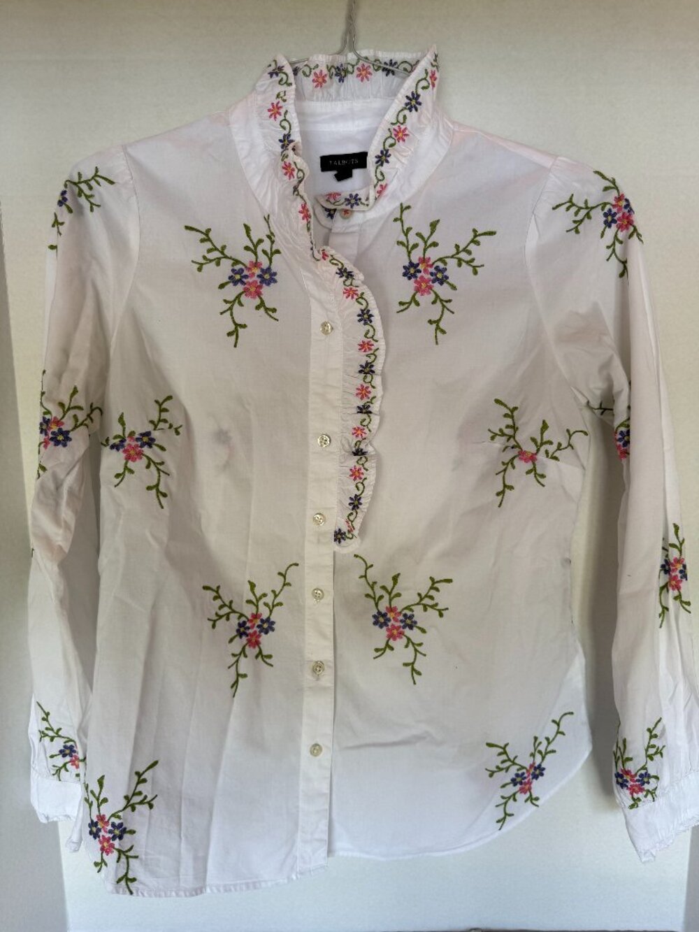 Talbots Women's XS button Spring Flowers Embroidered Shirt A-024